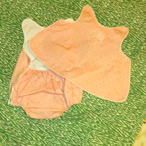 💲2 for $30💲"LWJ" Monogram Like New 18mo Girls Easter/Spring Suit - Picture 9 of 10